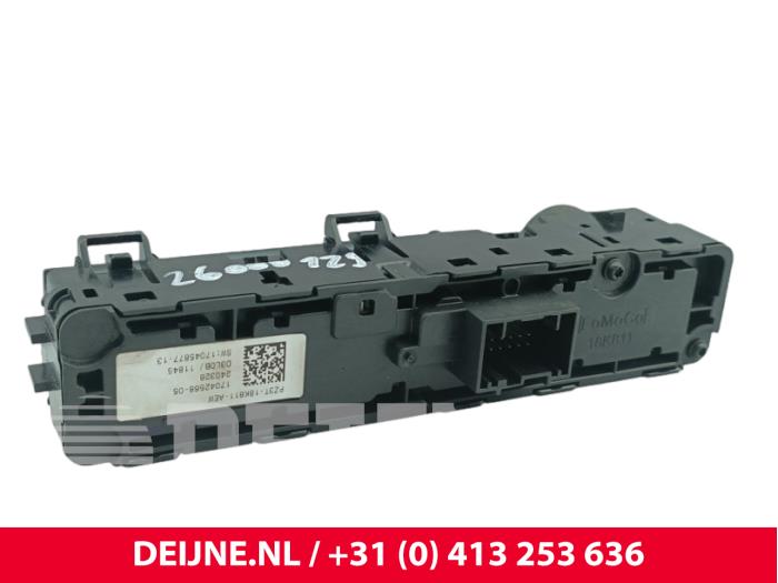 Ford Transit Custom Radiobedienfeld O303269