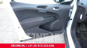 Ford Transit Courier Portier 2Deurs links O303272 foto 2