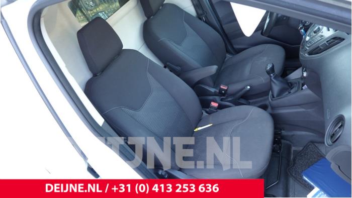 Ford Transit Courier Seat, right O303254
