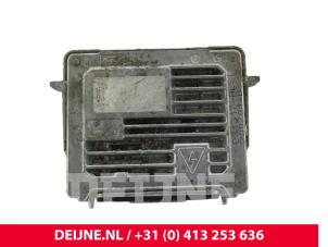 Peugeot Expert Xenon module O303278 foto 2