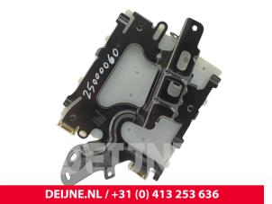 Lynk & Co 01 Body control computer O303291 photo 3