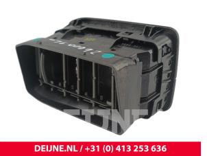 Volkswagen Caddy Luchtrooster Dashboard O303297 foto 2