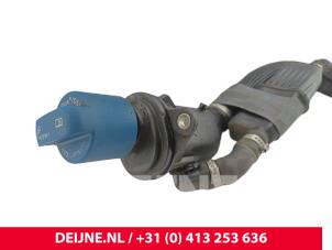 Volkswagen Transporter Filler pipe adblue tank O303310 photo 3