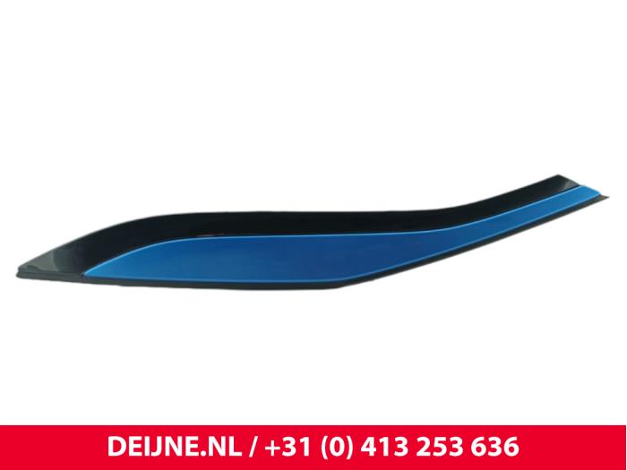 Lynk & Co 01 Sierstrip O303315