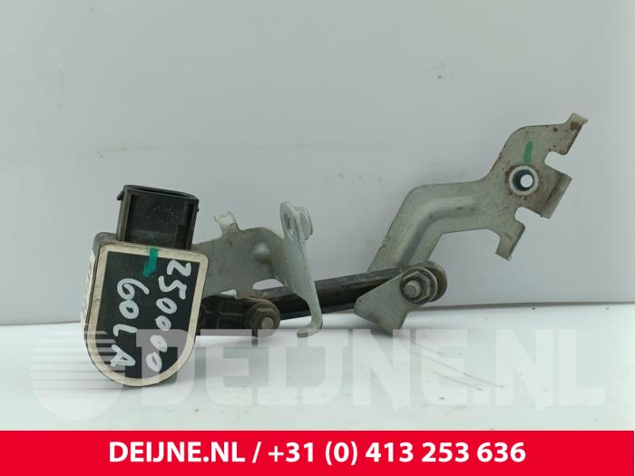 Lynk & Co 01 Xenon Höhenregler O303321