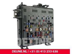 Ford Transit Custom Fuse box O303323 photo 2