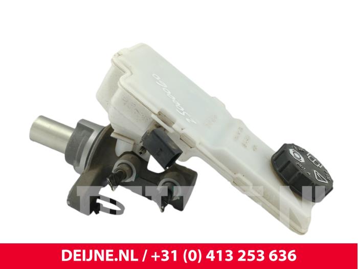 Gebruikte Hoofdremcilinder Lynk &amp; Co 01 1.5 PHEV Prijs € 42,35 Inclusief btw aangeboden door van Deijne Onderdelen Uden B.V.