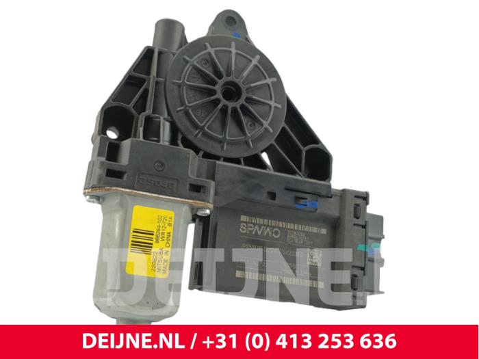 Lynk & Co 01 Raammotor Portier O303341