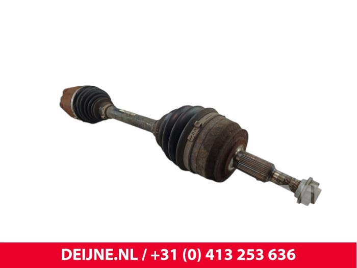 Volkswagen Transporter Antriebswelle links vorne O303371