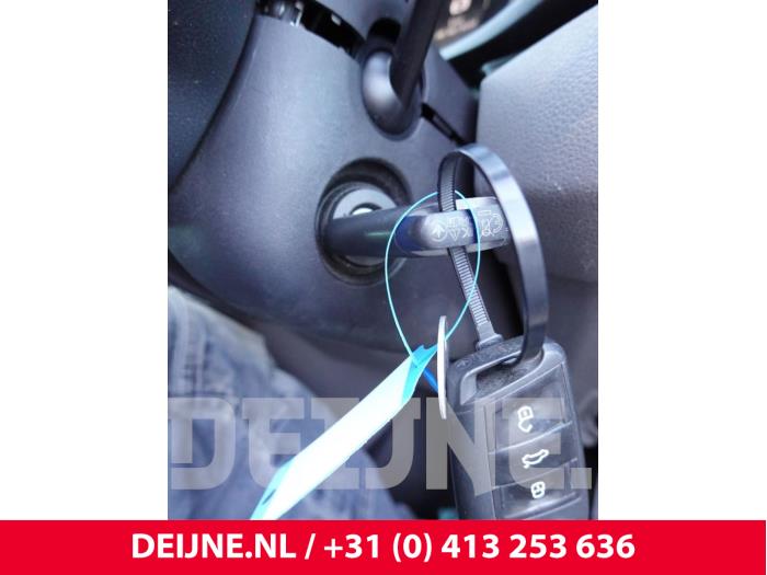 Volkswagen Transporter Kontaktslot+Sleutel O303392