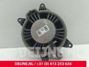 Lynk & Co 01 Luidspreker O303420 foto 2