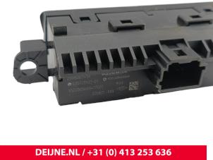 Nissan Primastar Hoogteregelaar schakelaar O303430 foto 3