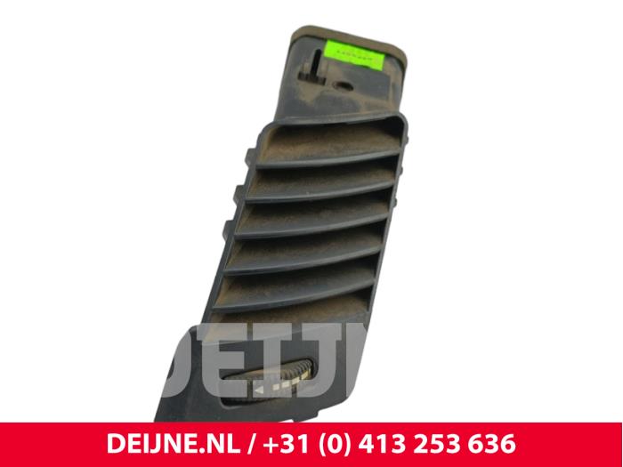 Volkswagen Crafter Luftgitter Armaturenbrett O303432