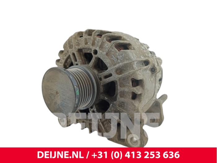 Gebruikte Dynamo Volkswagen Transporter T5 2.0 TDI DRF Prijs € 60,50 Inclusief btw aangeboden door van Deijne Onderdelen Uden B.V.