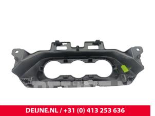 Nissan Primastar Armaturenbrett Zierleiste O303525 foto 3