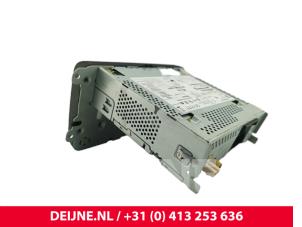 Volkswagen Caddy Radio O303526 foto 3