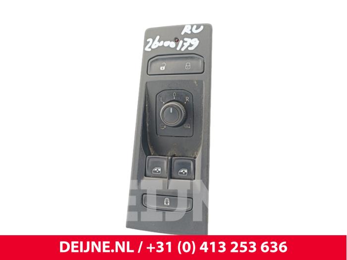 Volkswagen Transporter Elektrisch Raam Schakelaar O303527