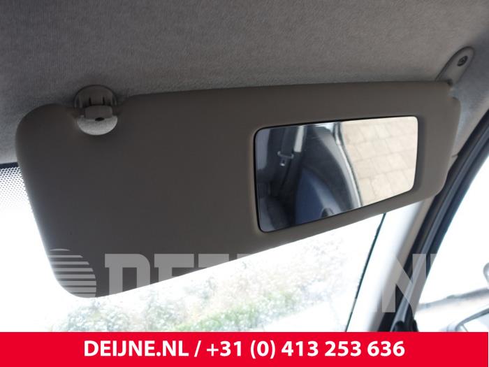 Opel Vivaro Sun visor O303593