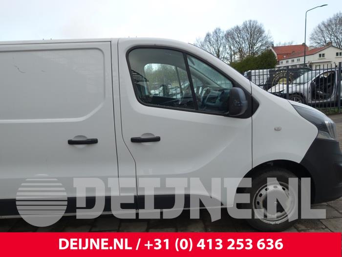 Opel Vivaro Schiebetür rechts O303579