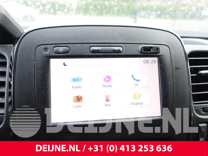 Opel Vivaro Displays Multi Media Anzeige O303548