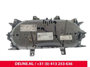 Volkswagen Crafter Kilometerteller KM O303641 foto 2
