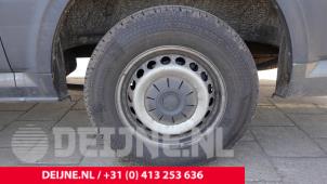 Volkswagen Crafter Velgen set O303668 foto 2