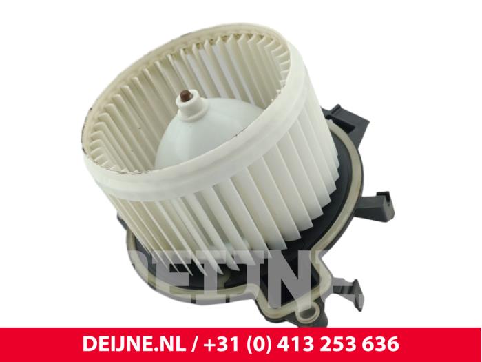 Iveco New Daily Heizung Belüftungsmotor O303705