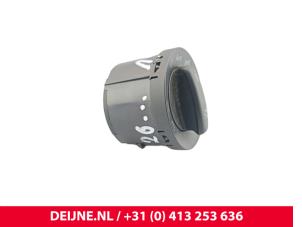 Volkswagen Caddy Light switch O303706 photo 2