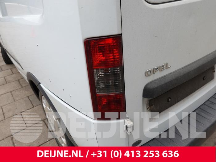 Opel Combo Rücklicht links O303729