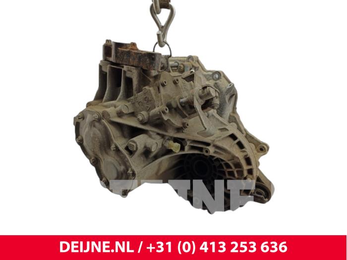 Opel Combo Versnellingsbak O303775