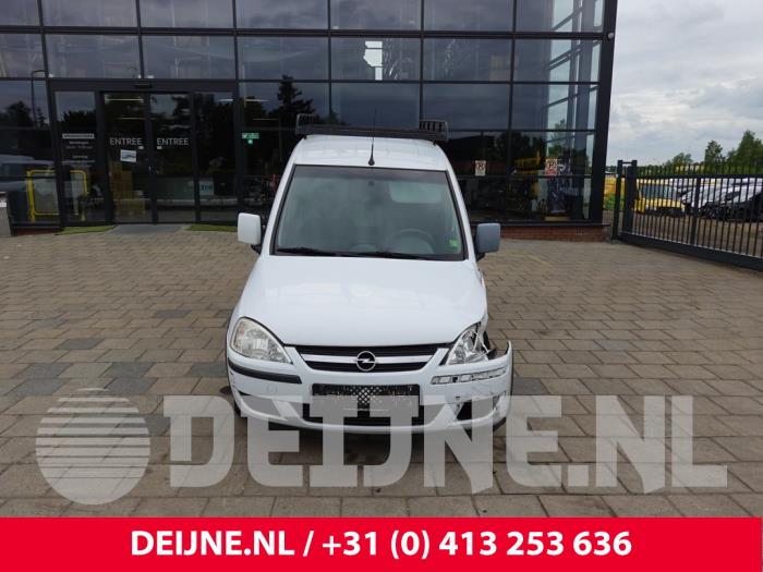 Opel Combo Windschutzscheibe O303777