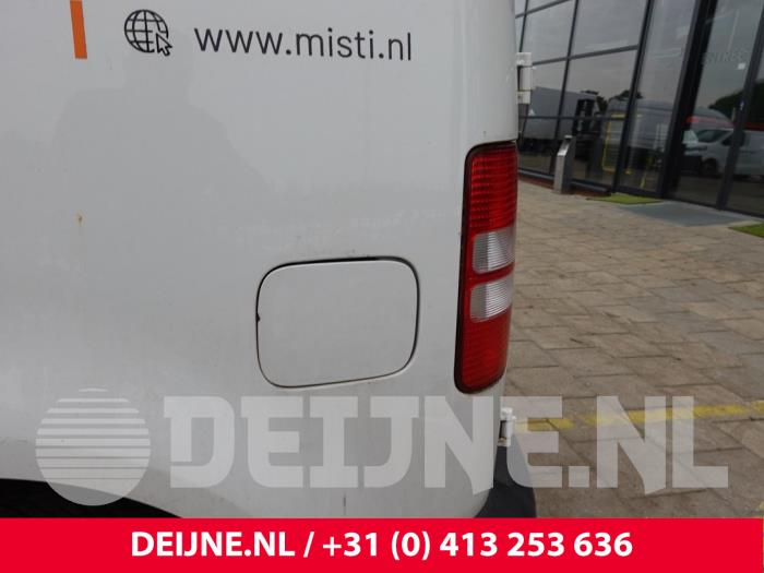 Volkswagen Caddy Tankklappe O303857