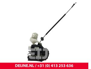 Volkswagen Caddy Door lock mechanism 2-door, left O303870 photo 2