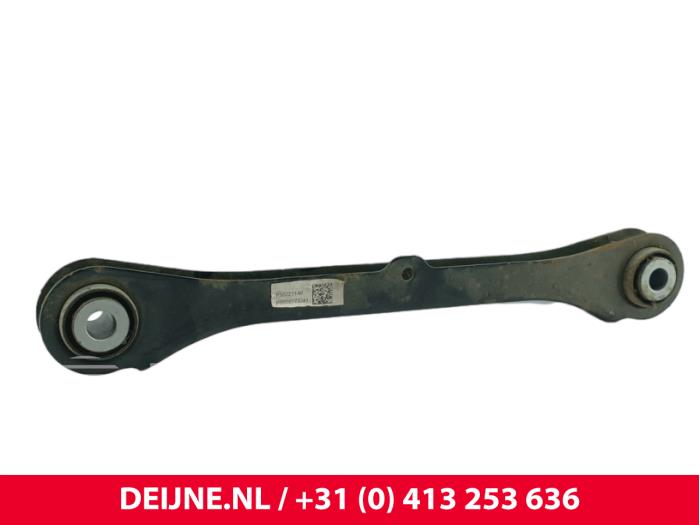 Lynk & Co 01 Draagarm rechts-achter O303874