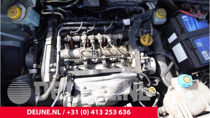 Gebruikte Motor Opel Combo 1.6 CDTI 16V ecoFlex Prijs € 1.210,00 Inclusief btw aangeboden door van Deijne Onderdelen Uden B.V.
