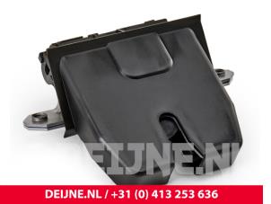 Volvo S40 Tailgate lock mechanism O9990003283 photo 2