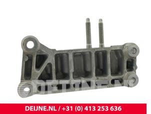 Ford Transit Custom Motorsteun O303949 foto 2