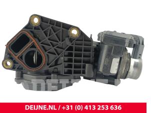 Renault Trafic Drosselklappengehäuse O303983 foto 3