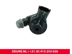 Renault Trafic Einspritzdüse (Diesel) O303987 foto 3