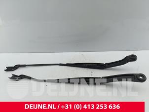 Lynk & Co 01 Scheibenwischerarm-Set O303996 foto 2