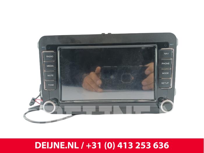 Volkswagen Transporter Displays Multi Media Anzeige O304017