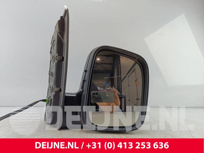 Volkswagen Caddy Wing mirror, right O304036