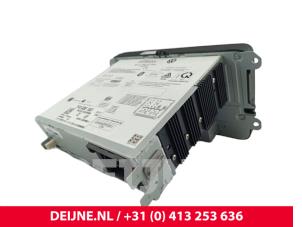Volkswagen Caddy Display Multi Media regelunit O304038 foto 3