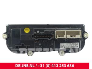 Volkswagen Caddy Kachel Bedieningspaneel O304045 foto 2