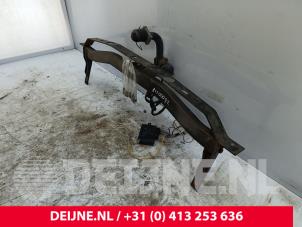 Volkswagen Caddy Towbar O304069 photo 3