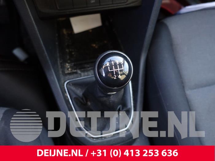 Volkswagen Caddy Schaltung O304071