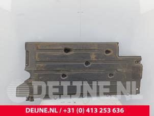 Lynk & Co 01 Schutzblech Boden O304074 foto 3