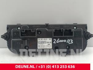 Volkswagen Transporter Kachel Bedieningspaneel O304136 foto 2