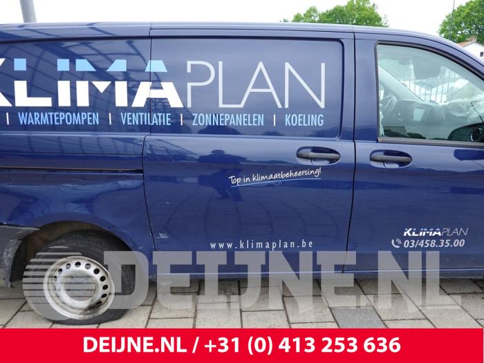 Mercedes Vito Schiebetür rechts O304237