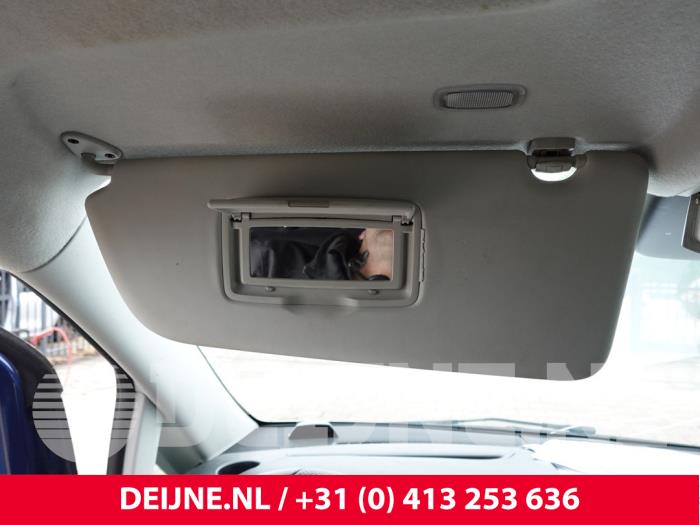 Mercedes Vito Sonnenblende O304245